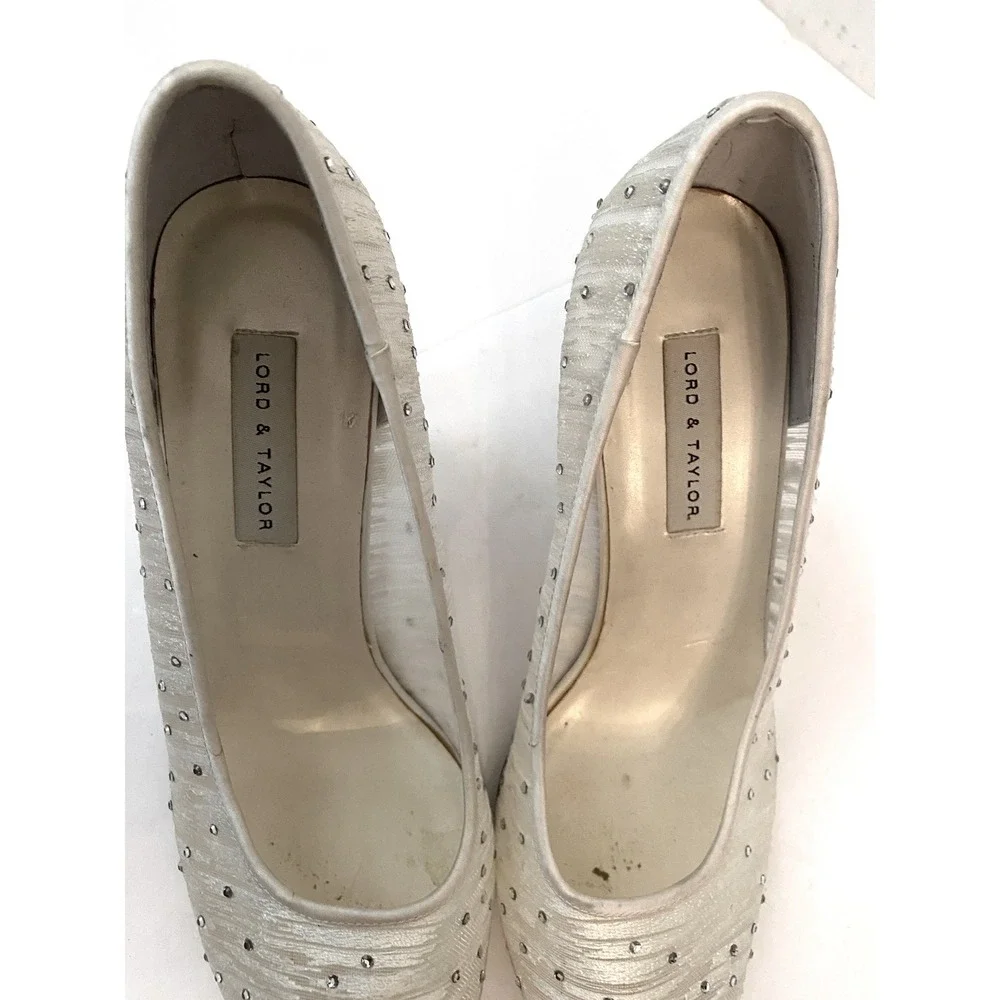 Y2k Lord & Taylor Ivory Rhinestone Pleated Pointed Toe Kitten Heel‎ Pumps 7.5M